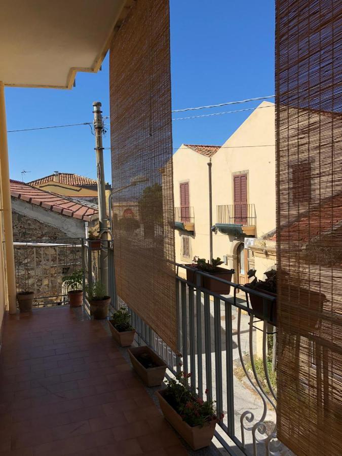 Capo Milazzo Summer Holiday Apartament Екстер'єр фото