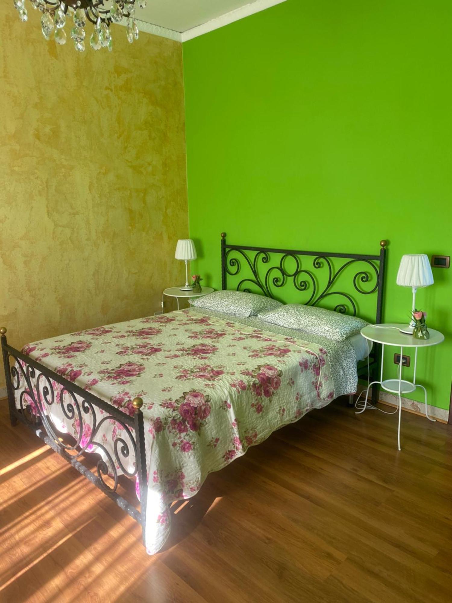 Capo Milazzo Summer Holiday Apartament Екстер'єр фото
